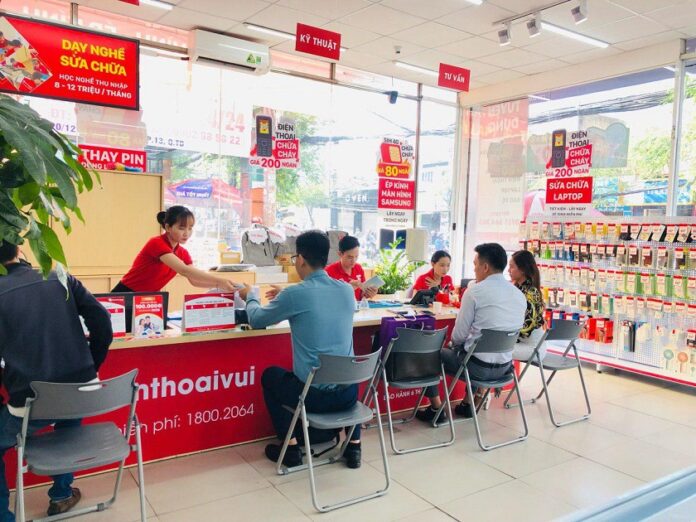 Các địa chỉ sửa iPhone giá rẻ uy tín lấy liền tại Hà Nội