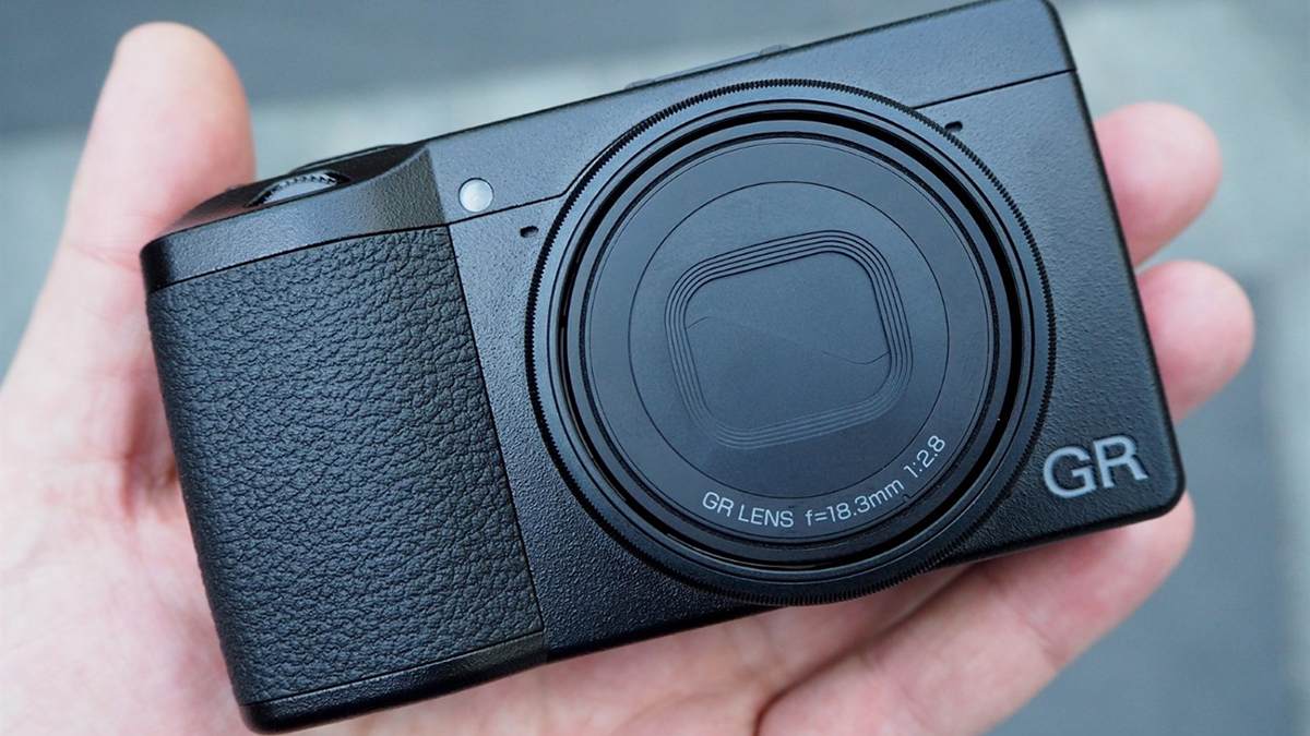 Máy ảnh Compact có gì nổi bật?